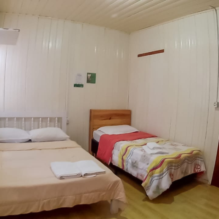 Quarto Triplo Família